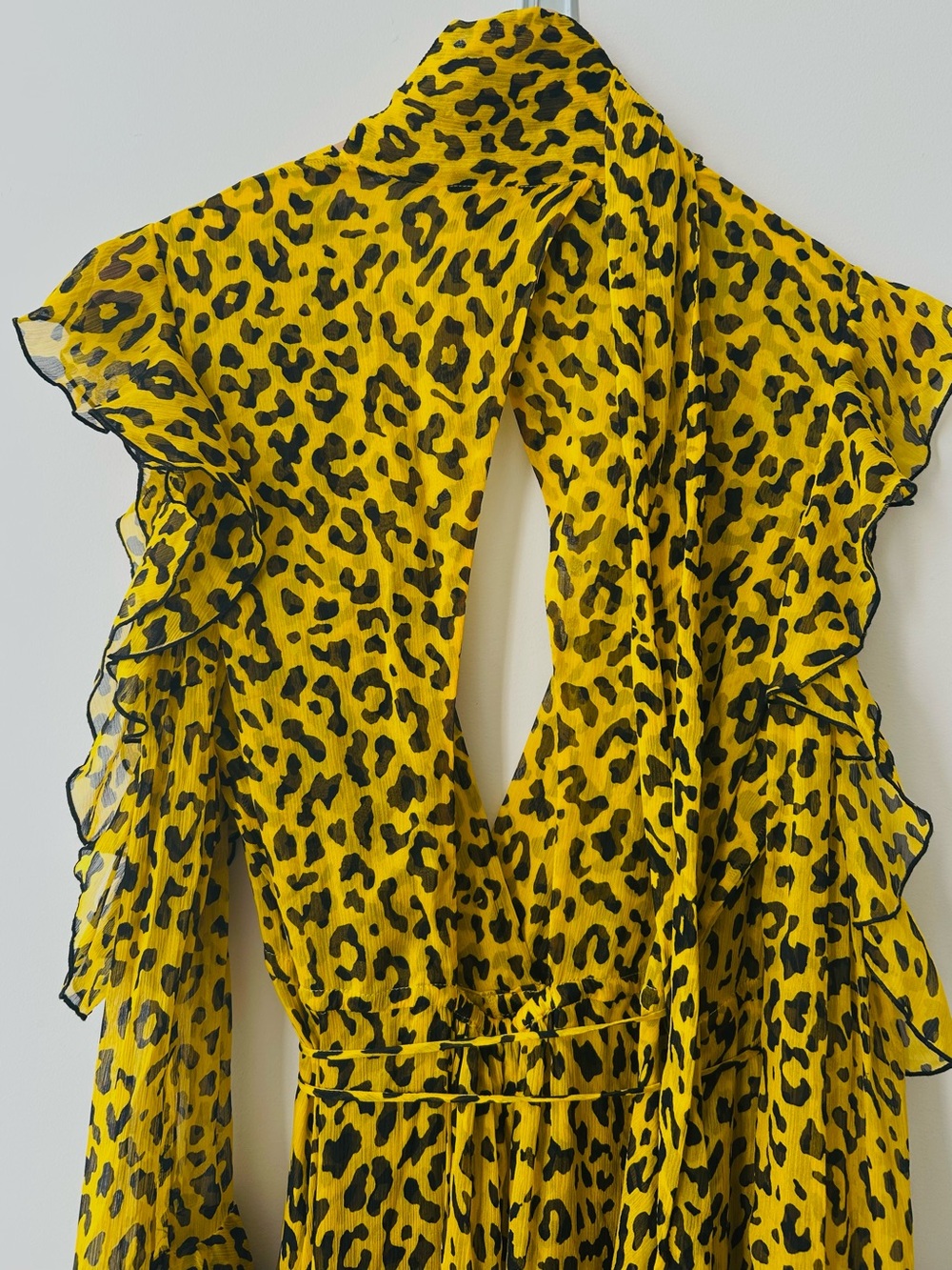 DvF Silk Wrap Dress, size 10-12 - Picture 11 of 15
